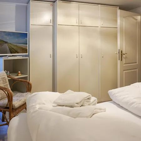 Appartement Feriendomizil App 5 *